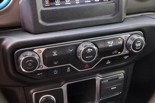 2023 Jeep Gladiator Sport