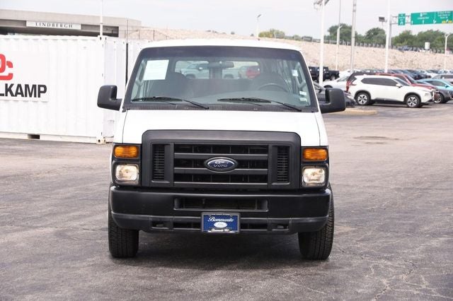 2008 Ford E-350SD XLT