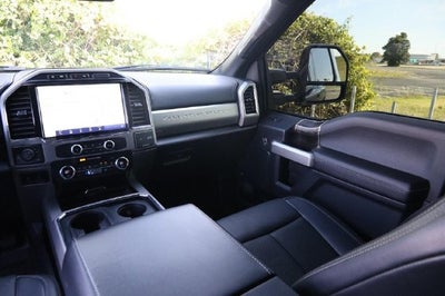 2022 Ford F-350SD Lariat