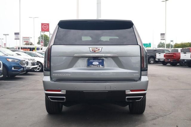 2026 Cadillac Escalade Luxury