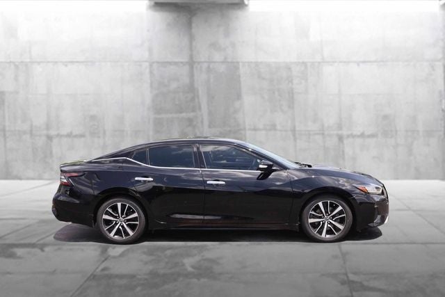 2023 Nissan Maxima SV