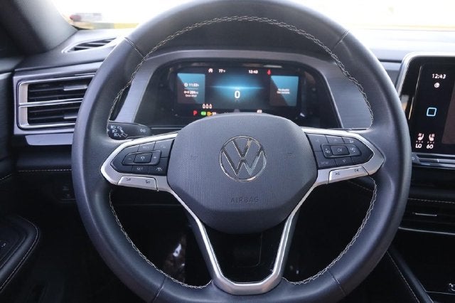 2024 Volkswagen Atlas Cross Sport 2.0T SE w/Technology