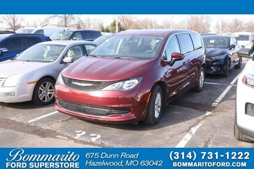 2022 Chrysler Voyager LX