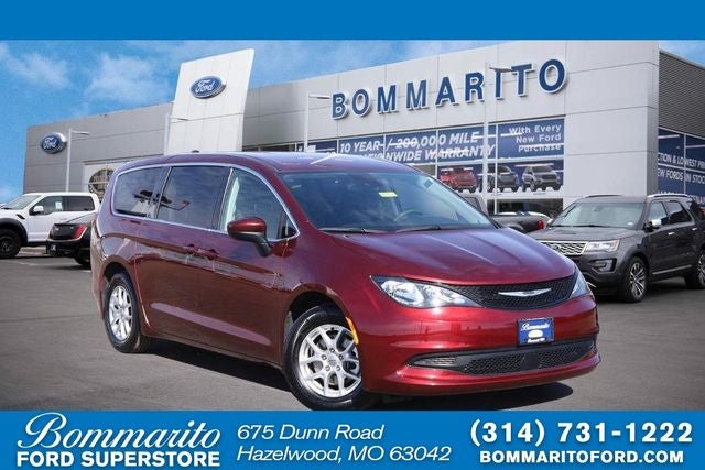 2023 Chrysler Voyager