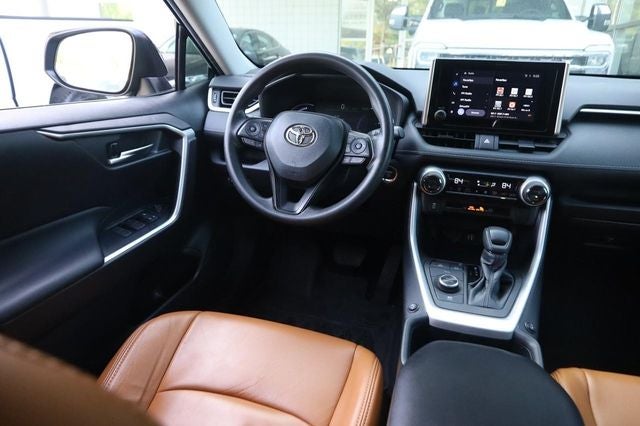 2023 Toyota RAV4 Hybrid Woodland Edition
