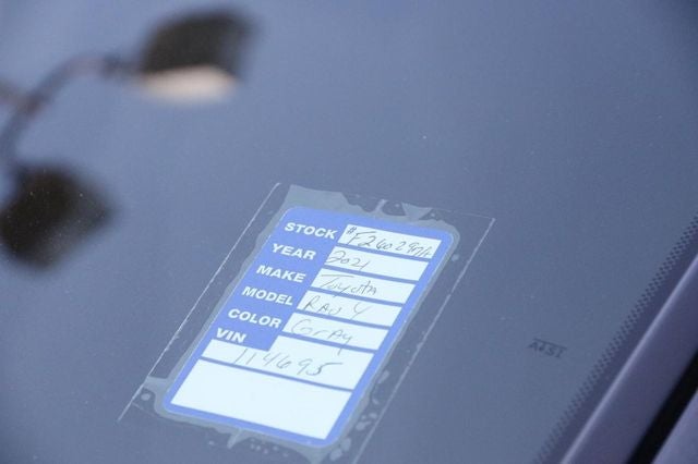 2021 Toyota RAV4 XLE