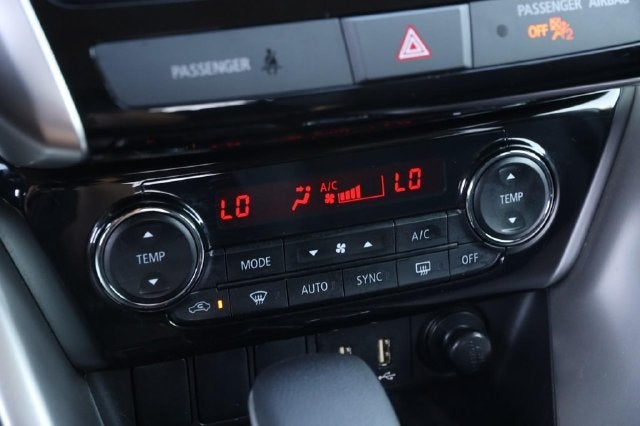 2025 Mitsubishi Eclipse Cross SE