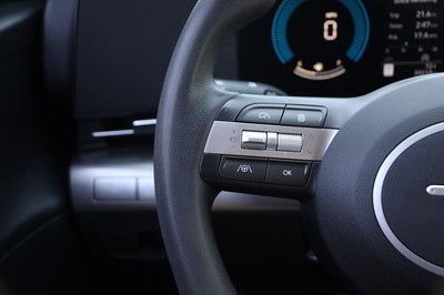2025 Hyundai Kona SE