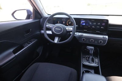 2025 Hyundai Kona SE