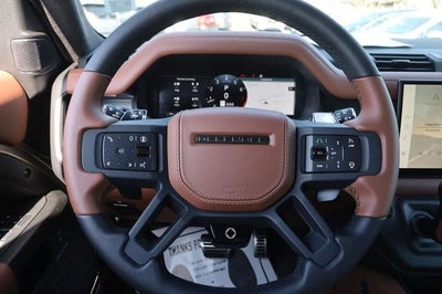 2025 Land Rover Defender 110 V8
