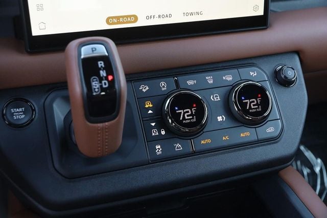 2025 Land Rover Defender 110 V8