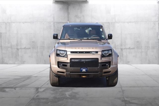 2025 Land Rover Defender 110 V8