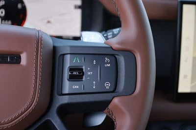 2025 Land Rover Defender 110 V8